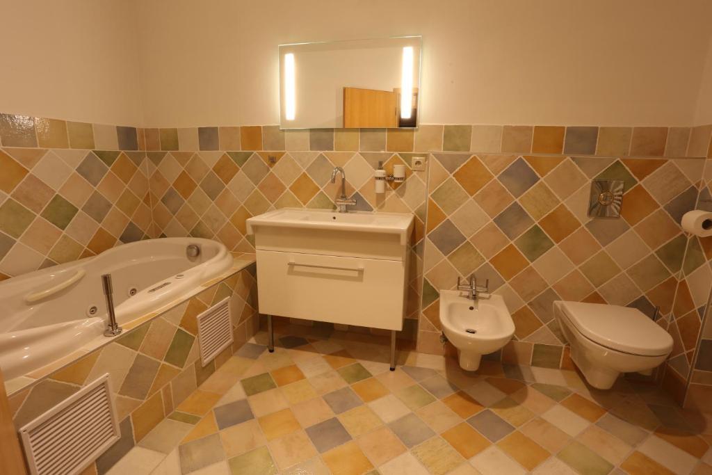 Hotel Hajčman Žďár nad Sázavou Buitenkant foto